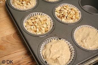 Eggless Banana Muffins